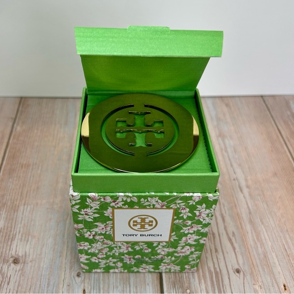 NWT Tory Burch Candle w/ Gold Lattice Holder – 8 oz (Made in USA) - Picture 5 of 5